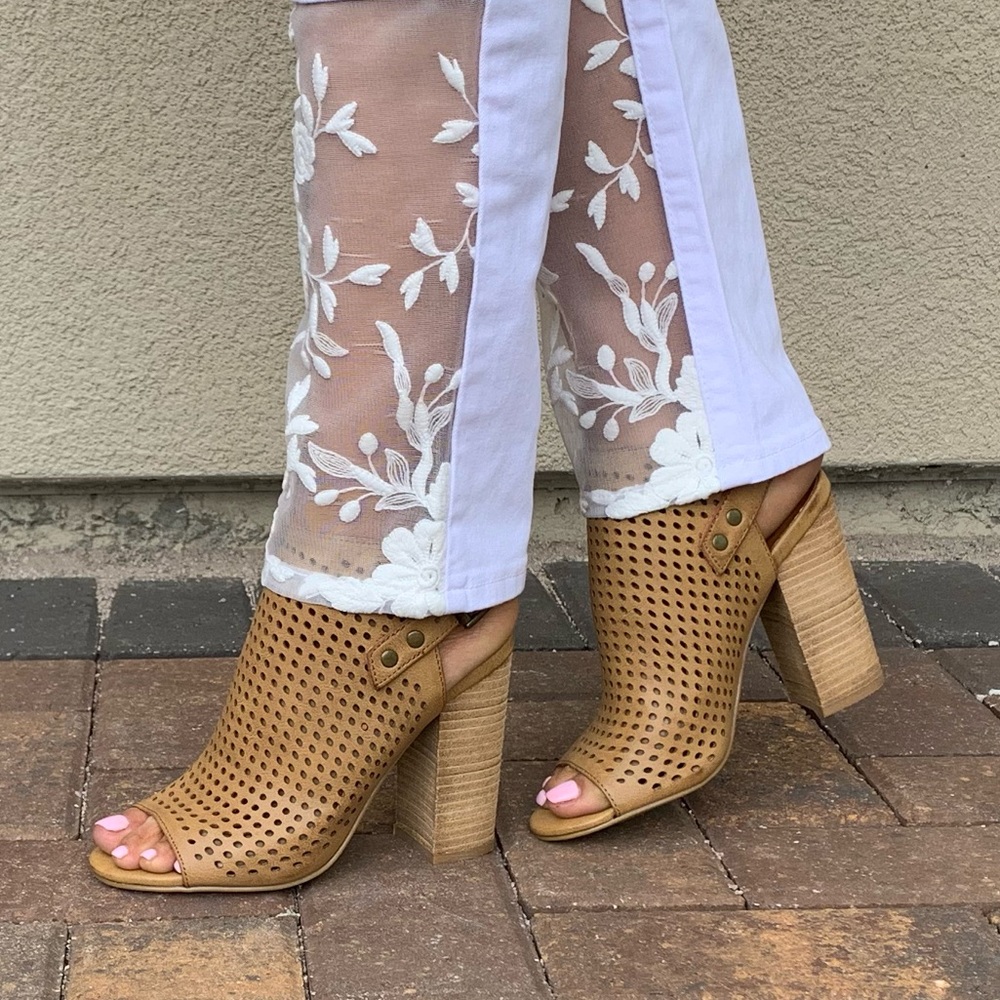 NIB Tan Laser Cut Block Heel Slingback Bootie - Picture 2 of 6